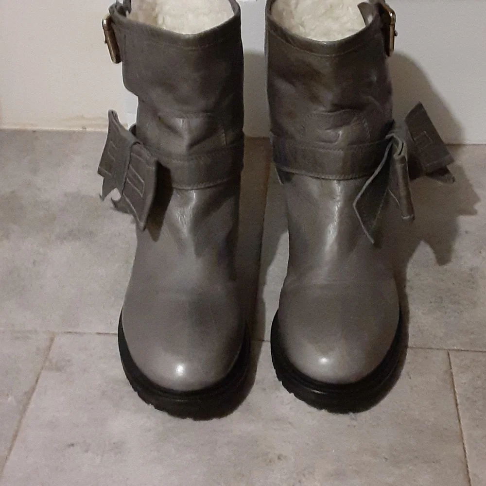 RED V VALENTINO size  9 - Picture 4 of 5
